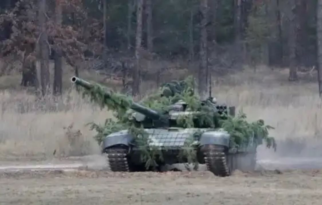 vse-byli-rady-pod-harkovom-ukrainskie-tankisty-sdalis-russkim-vmeste-s-novymi-tankami
